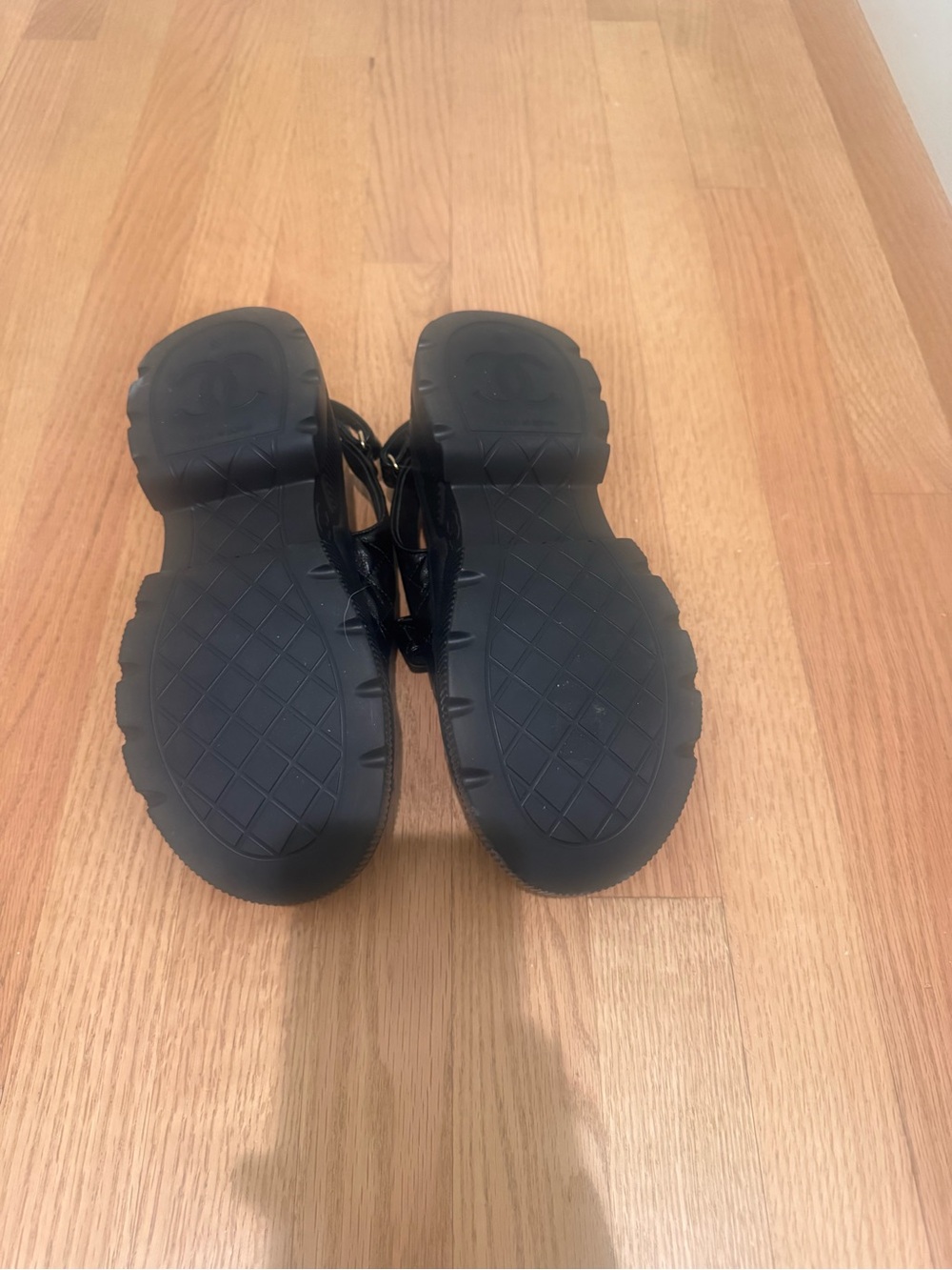 CHANEL Black Quilted Dad Logo Sandals size 38 - Picture 4 of 4